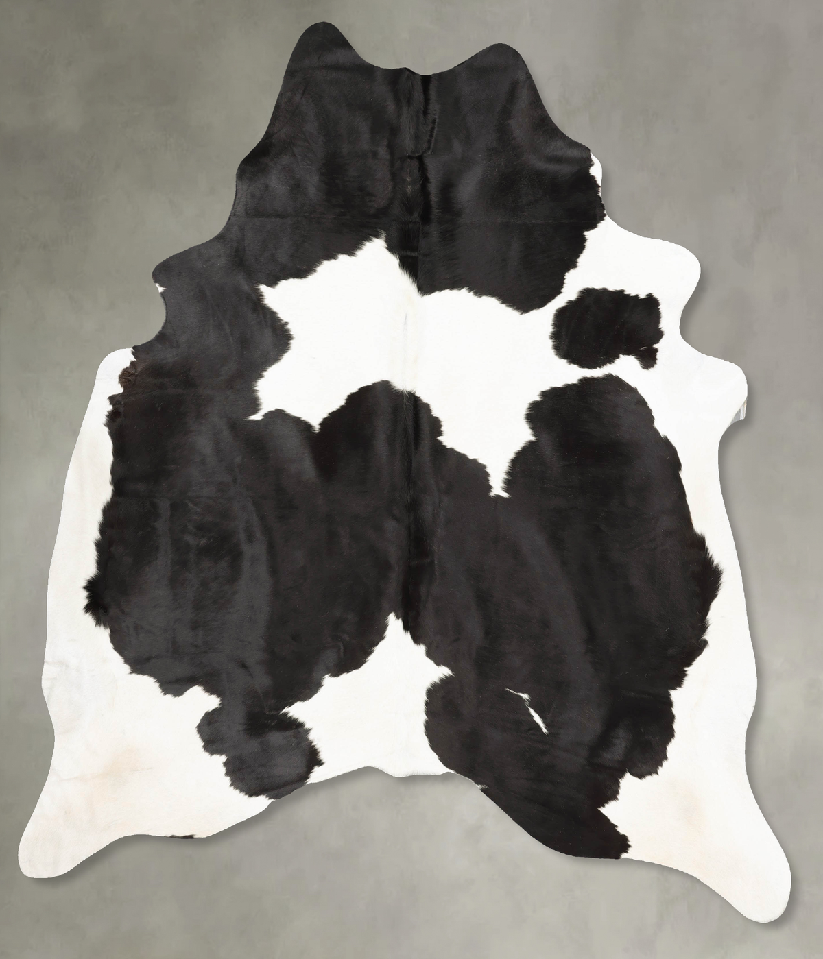 Black and White Cowhide Rug #B28317