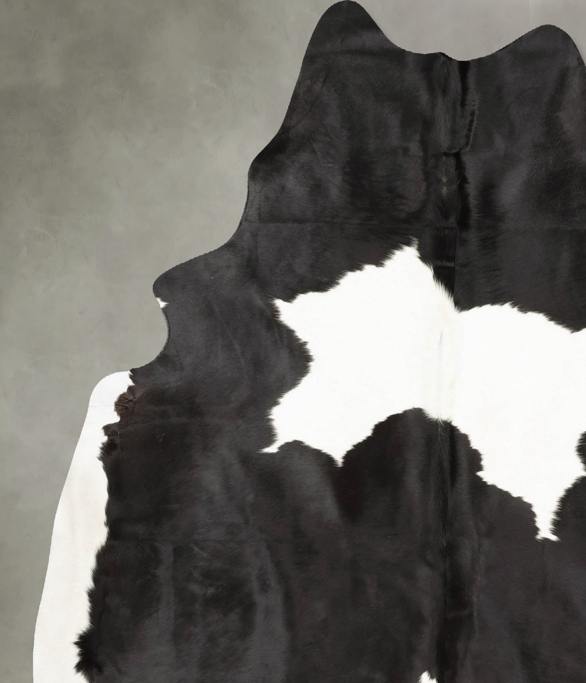 Black and White Cowhide Rug #B28317