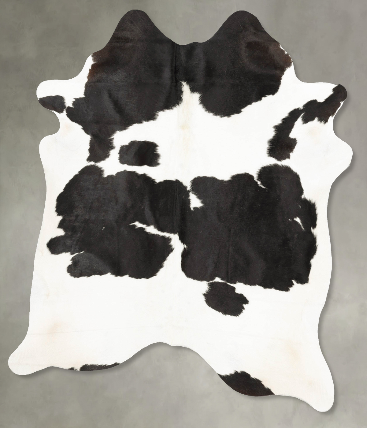 Black and White Cowhide Rug #B28567