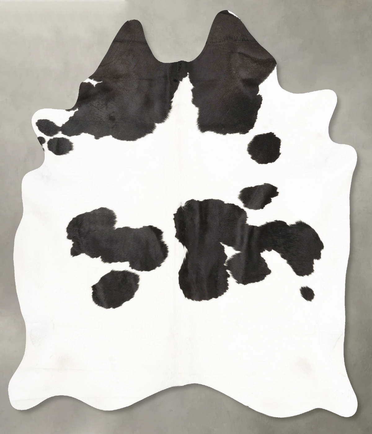 Black and White Cowhide Rug #B28703