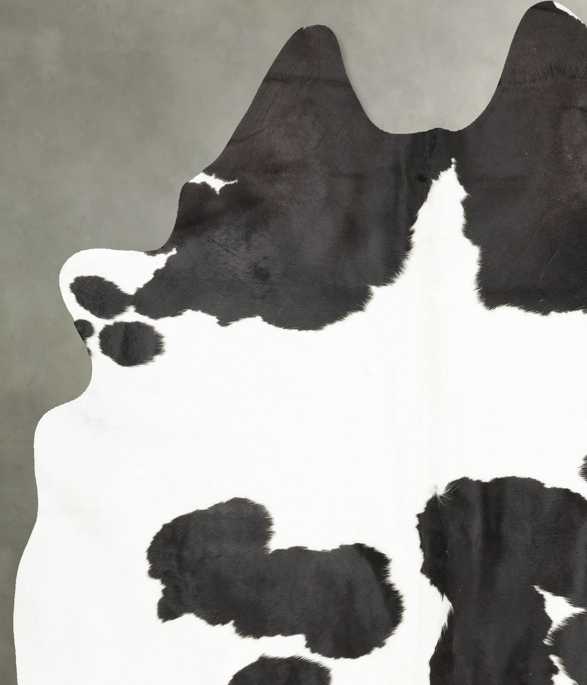 Black and White Cowhide Rug #B28703