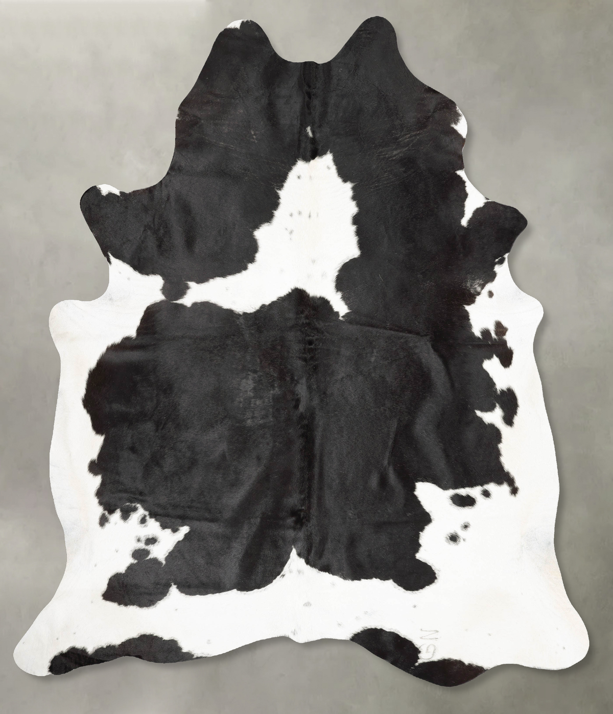 Black and White Cowhide Rug #B28998