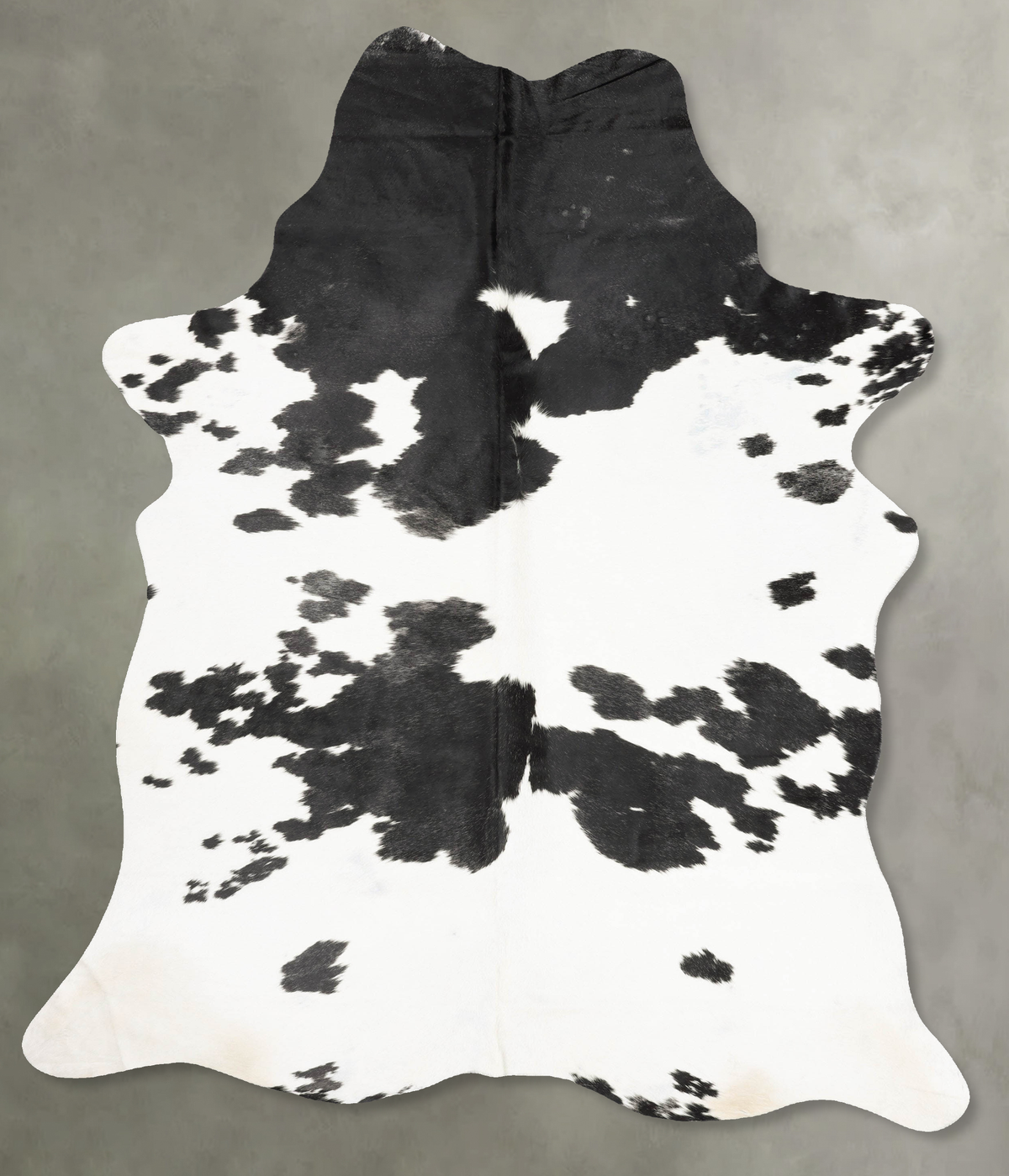 Black and White Cowhide Rug #B29055