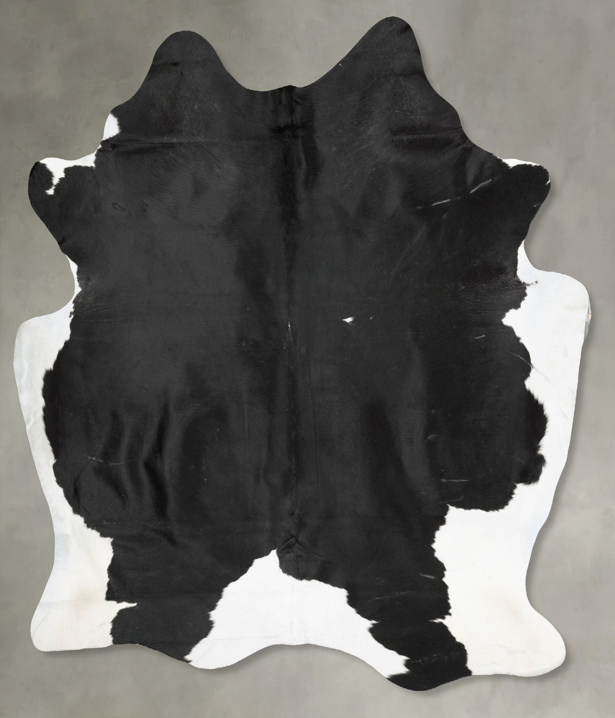 Black and White Cowhide Rug #B29145