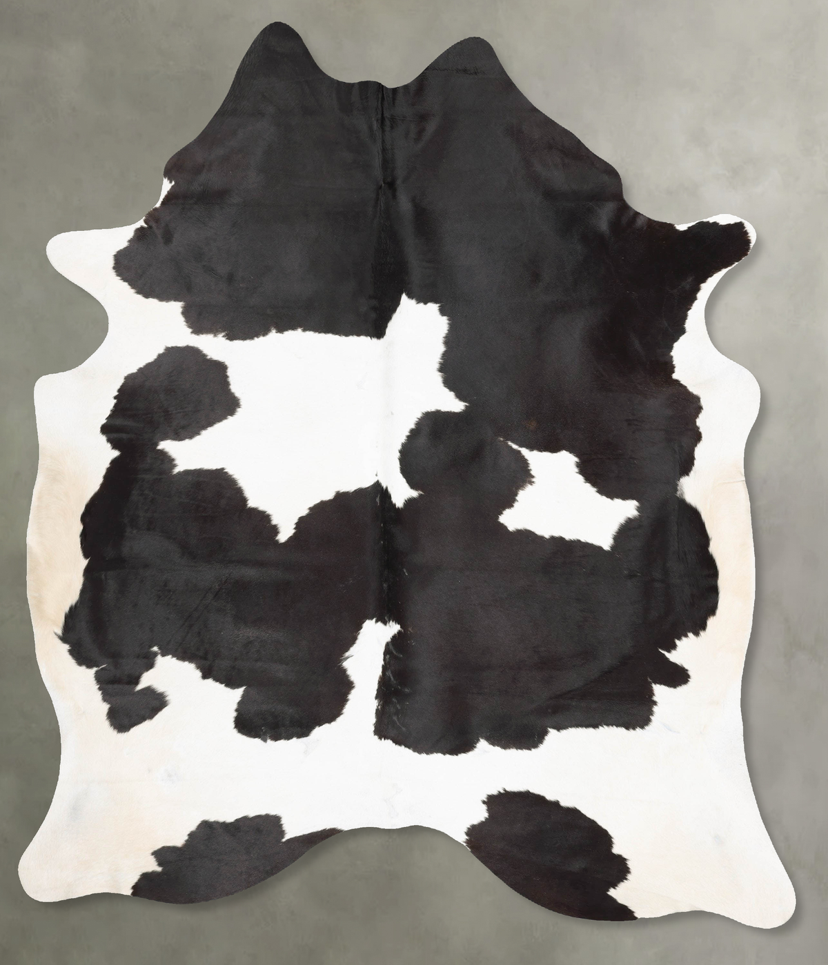 Black and White Cowhide Rug #B29155