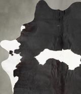 Black and White X-Large Brazilian Cowhide Rug 8'0"H x 6'1"W #B29206 by Hudson Hides
