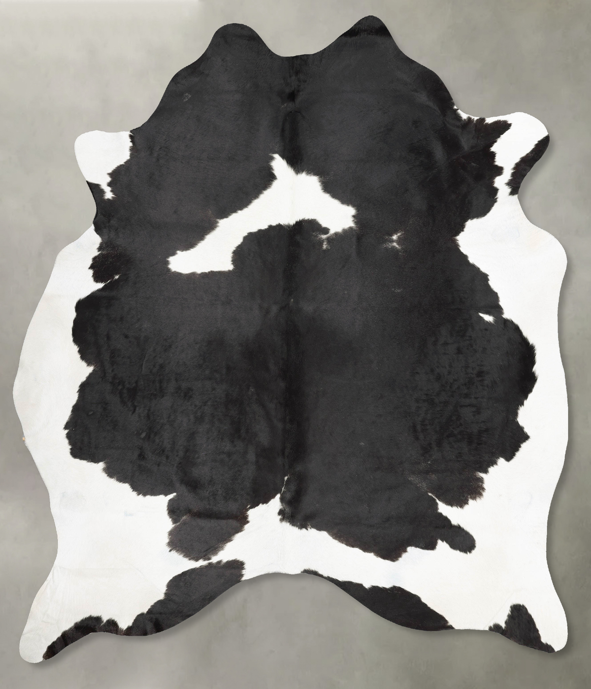 Black and White Cowhide Rug #B29244