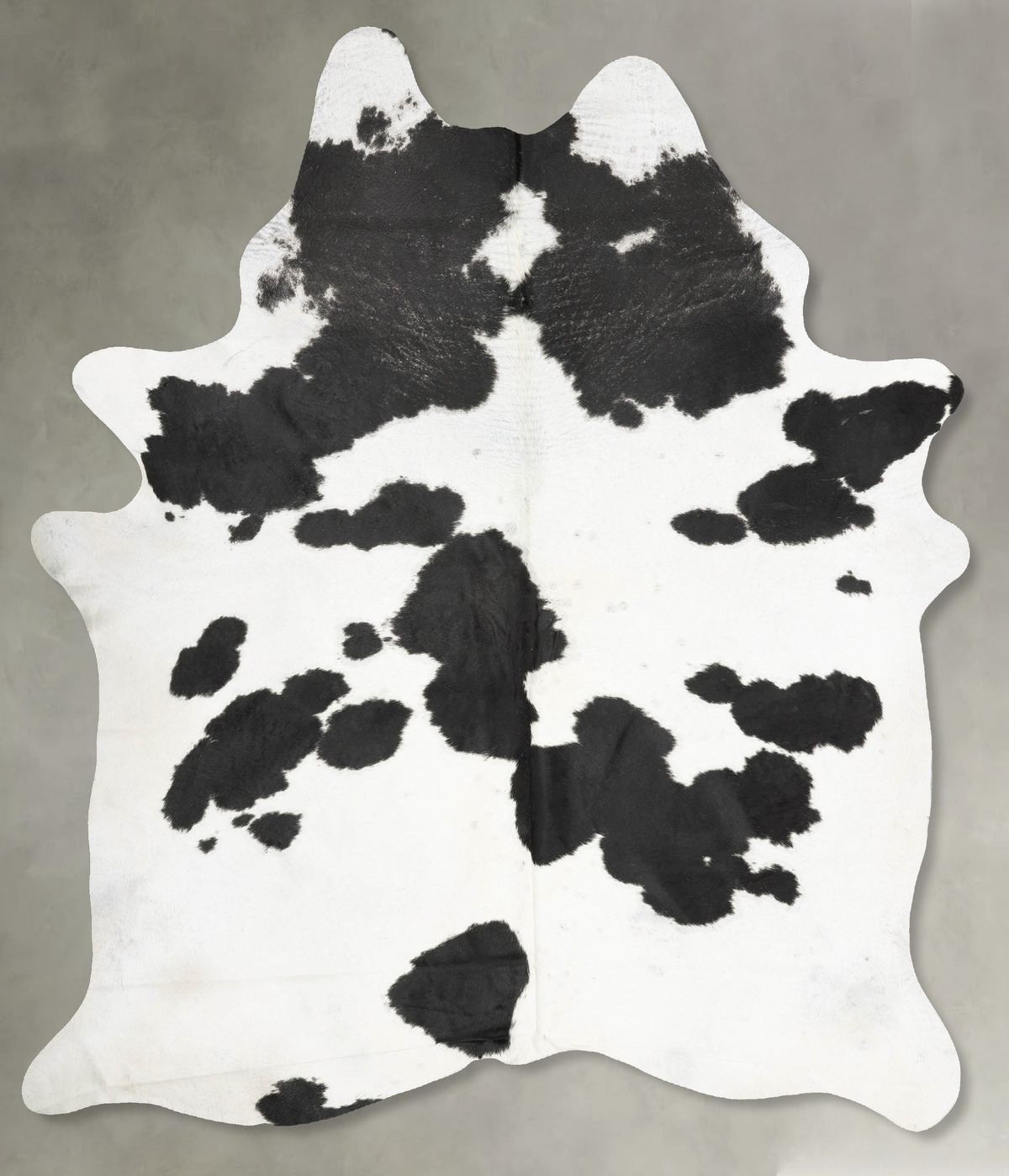 Black and White Cowhide Rug #B29291