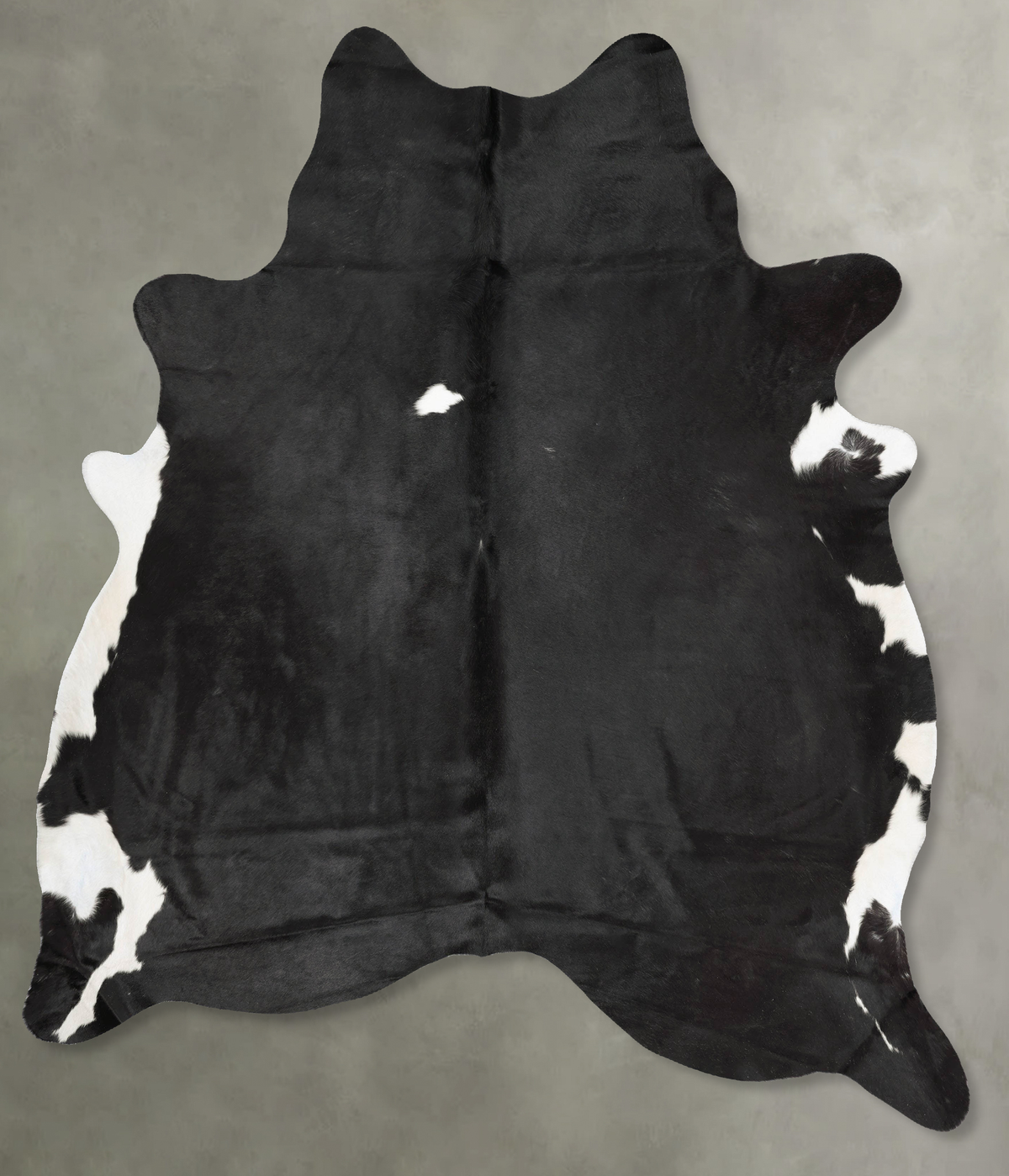 Black and White Cowhide Rug #B30290