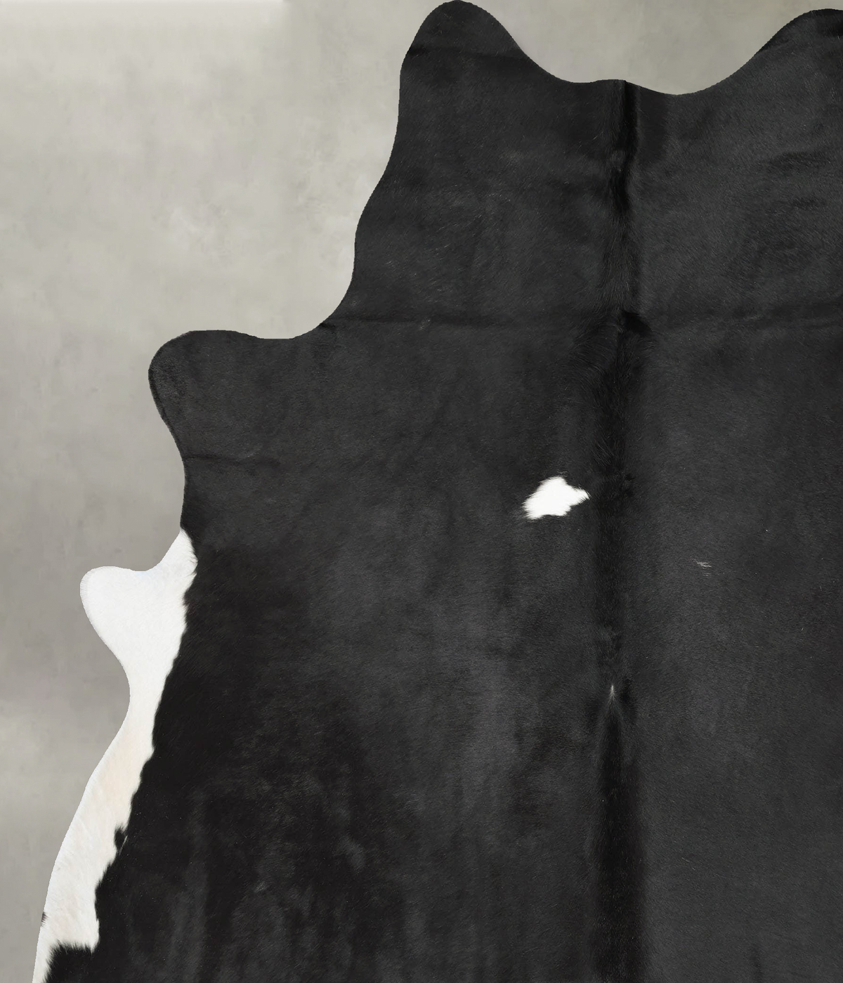 Black and White Cowhide Rug #B30290