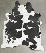 Black and White X-Large Brazilian Cowhide Rug 7'0"H x 6'0"W #B30402 by Hudson Hides