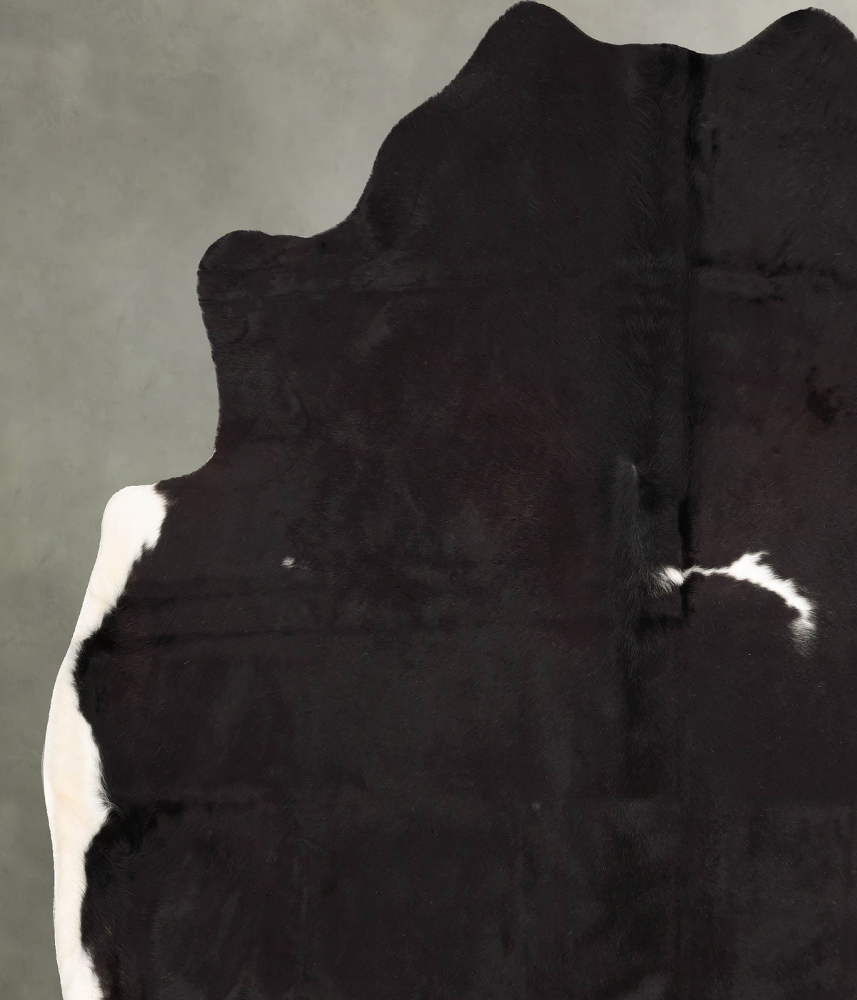 Black and White Cowhide Rug #B30476