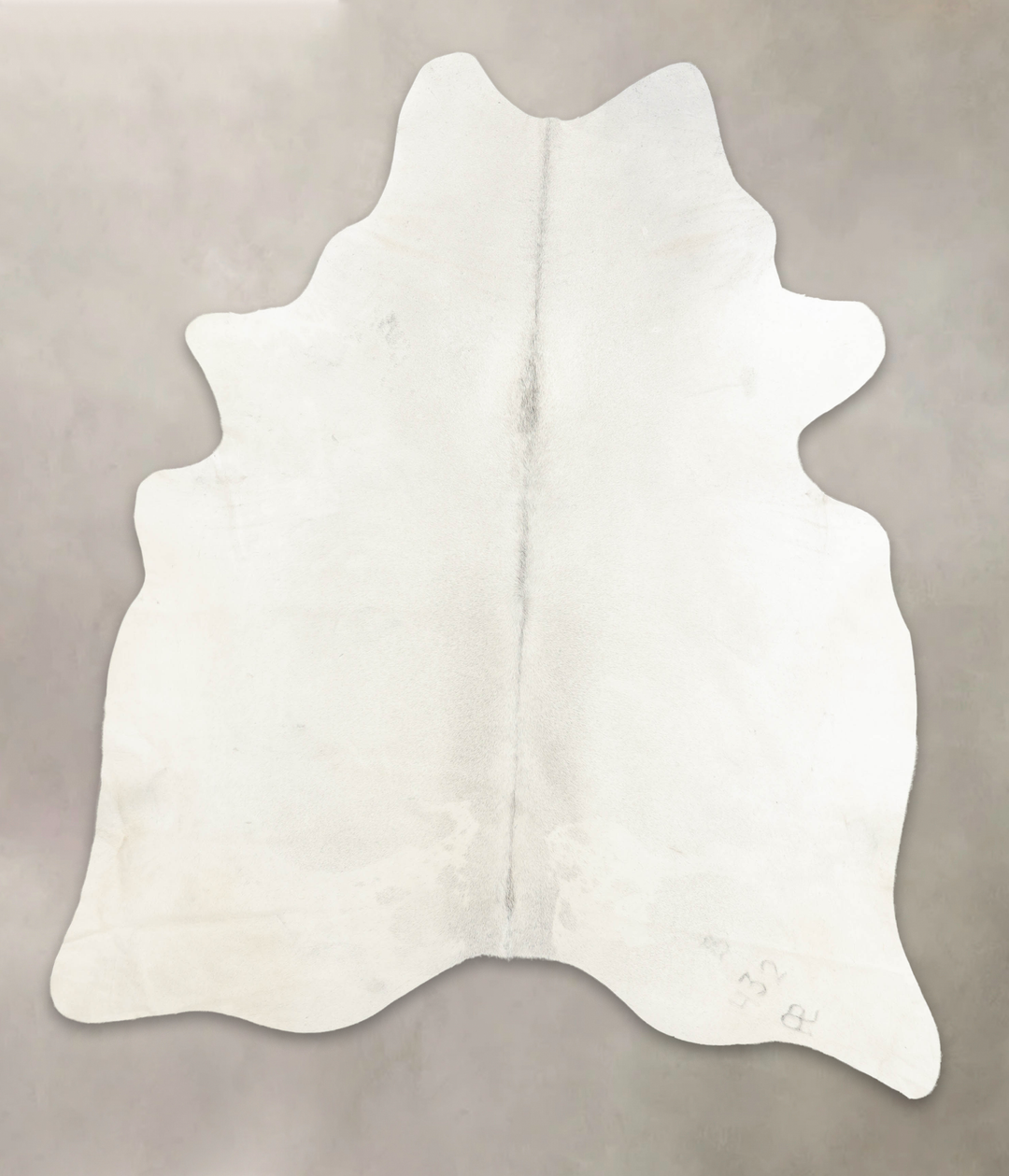 Light Grey XX-Large Brazilian Cowhide Rug 8'2"H x 6'9"W #B4708 by Huds