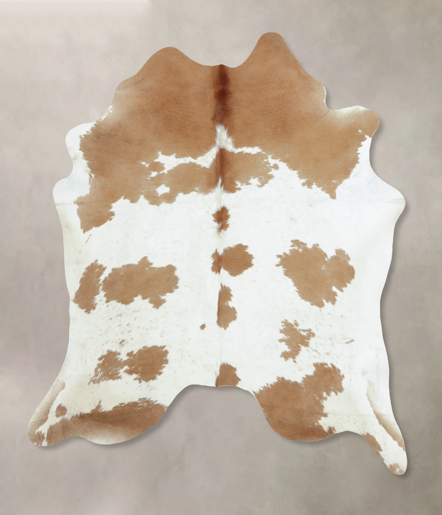 Beige and White XX-Large Brazilian Cowhide Rug 8'0"H x 6'4"W #B8923 by Hudson Hides