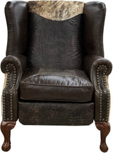 Vintage Gator Wingback Recliner
