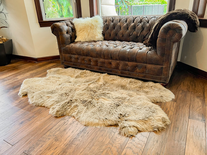 Taupe New Zealand Sheepskin 4-Pelt 4' x 6' by Hudson Hides