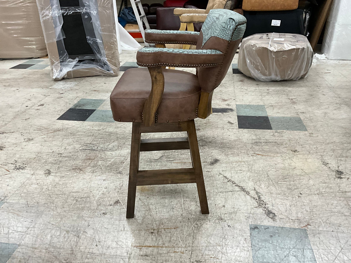 Torreyanna Barstool