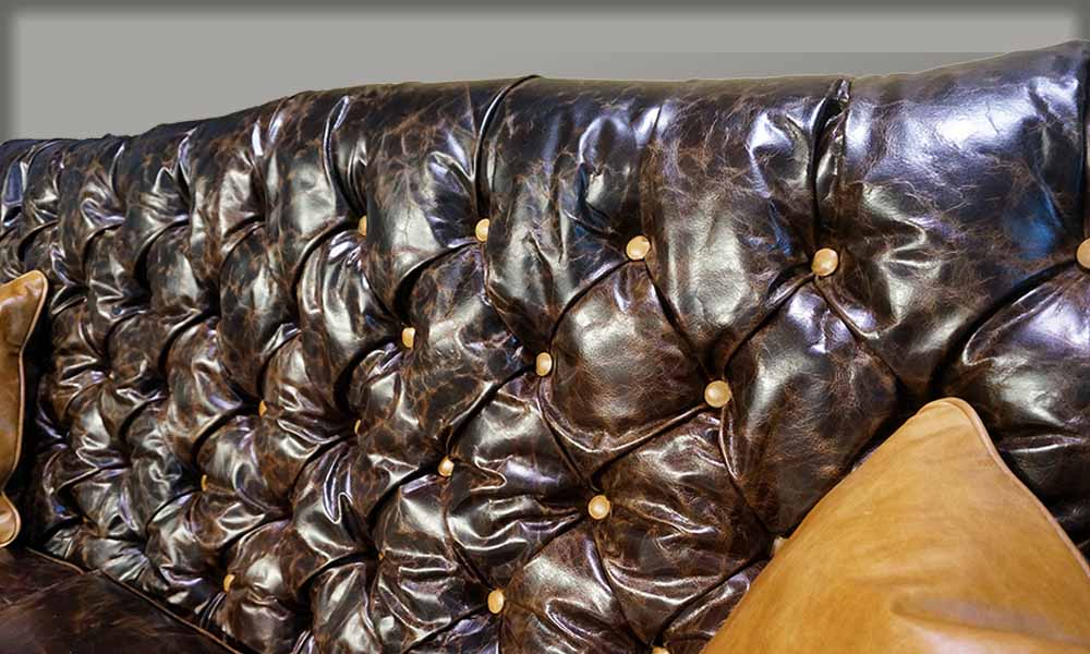 Medina 3 cushion tufted Sofa