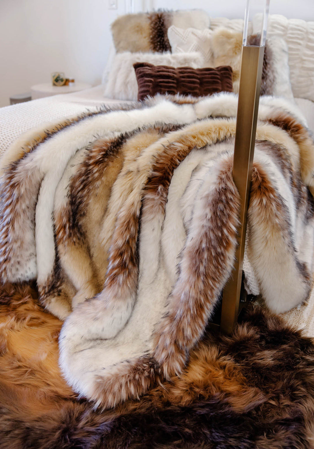 Arctic Wolf Fur Throw