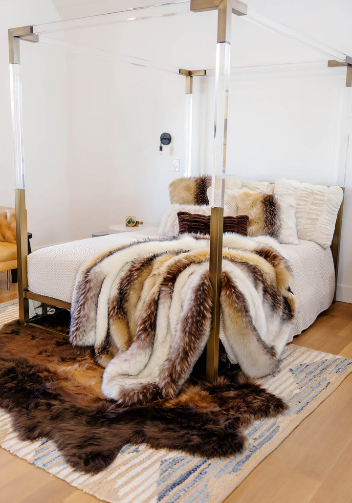 Arctic Wolf Fur Throw