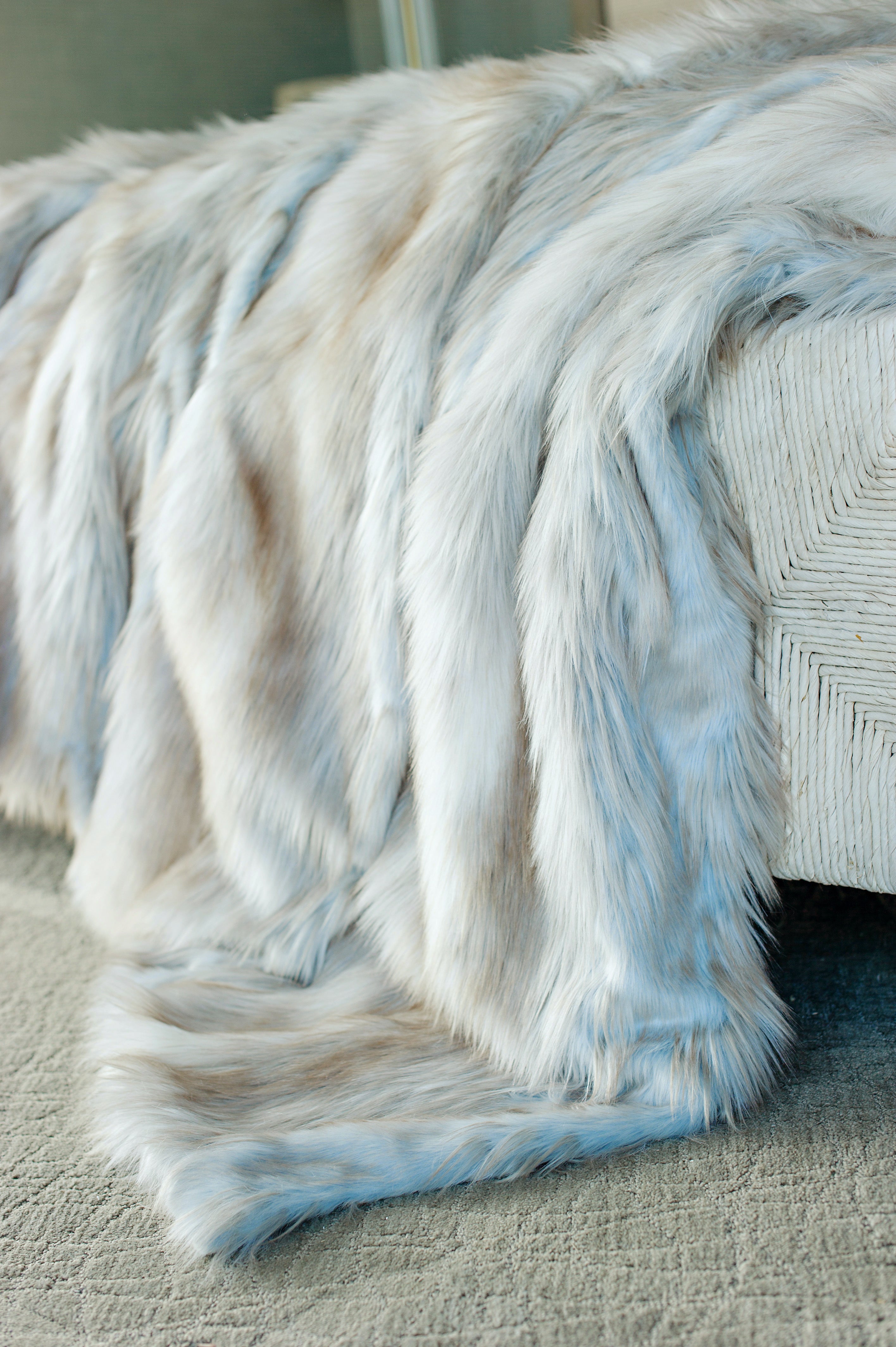 Siberian Fox Faux Fur Throw