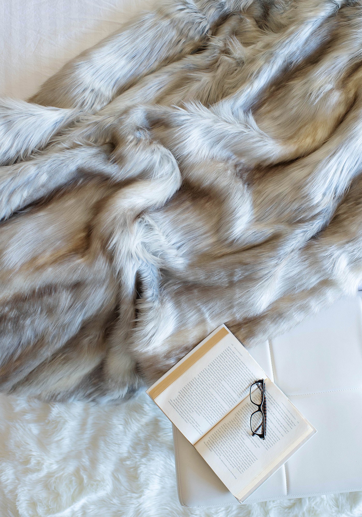 Siberian Fox Faux Fur Throw