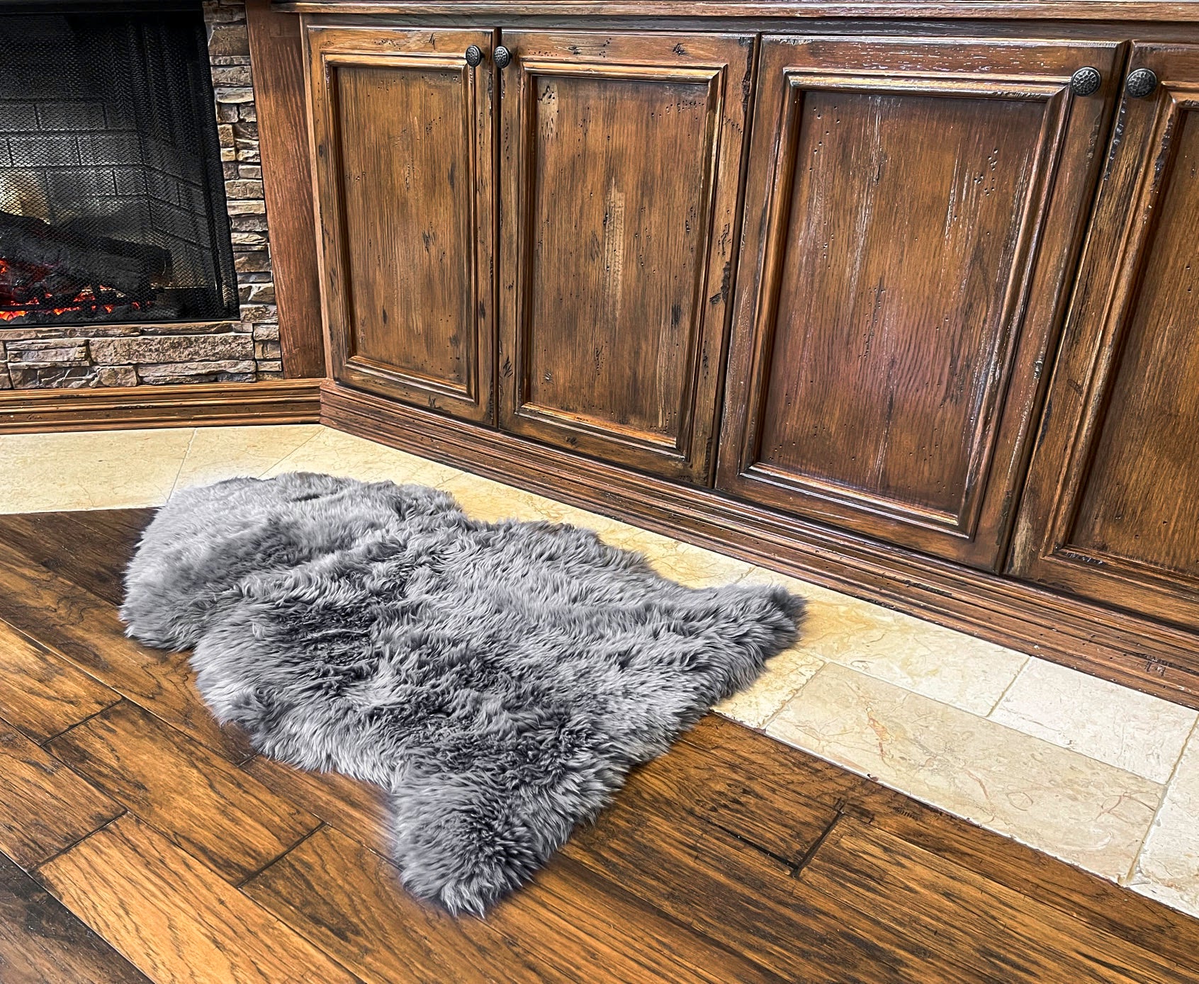Dark Grey New Zealand Sheepskin 2' x 3' by Hudson Hides