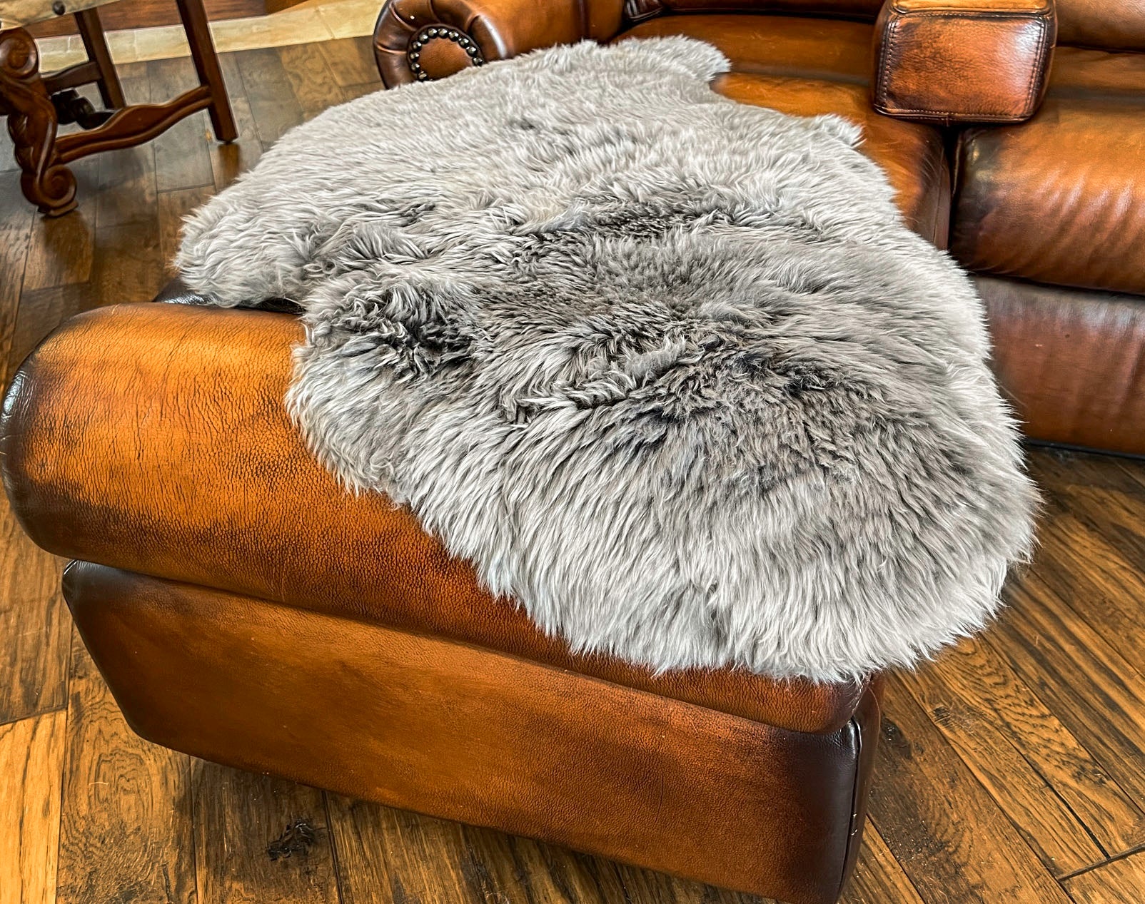 Dark Grey New Zealand Sheepskin 2' x 3' by Hudson Hides