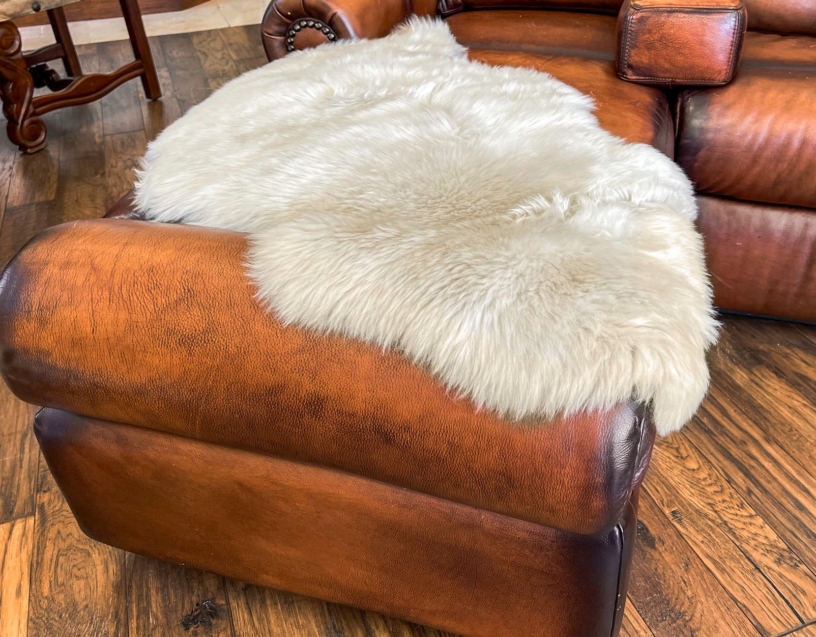 Linen New Zealand Sheepskin 2' x 3' by Hudson Hides Cowhides Direct