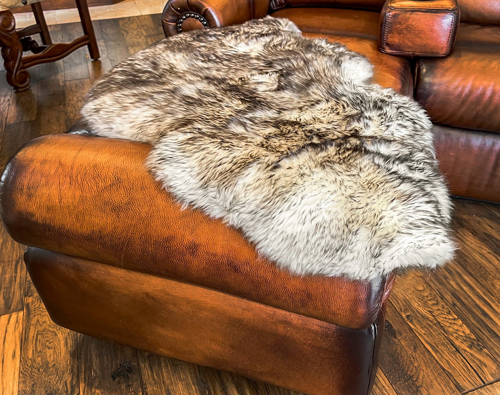 Wolf Tipped New Zealand Sheepskin 2' x 3' by Hudson Hides