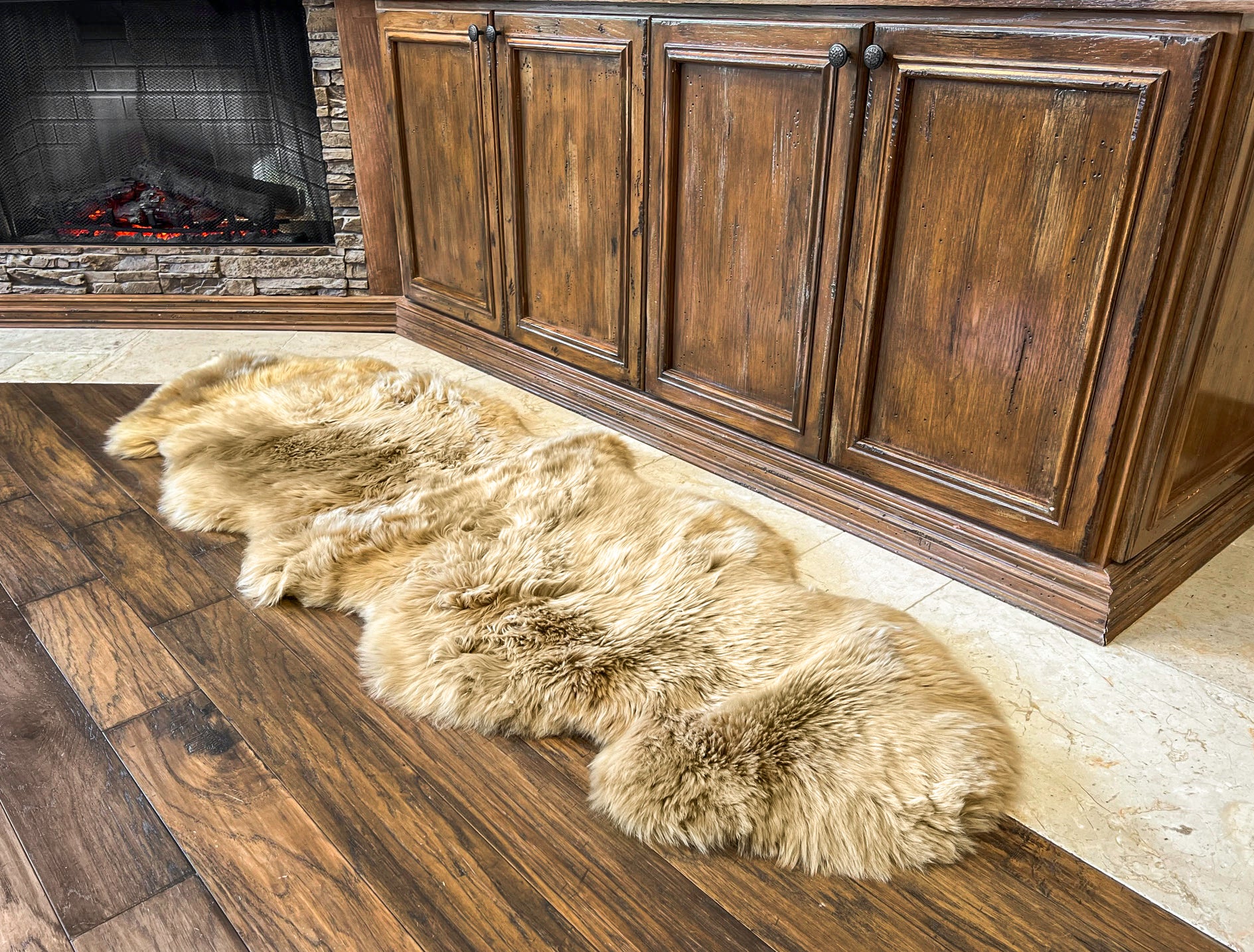 Umber New Zealand Sheepskin 2-Pelt 2' x 6' by Hudson Hides