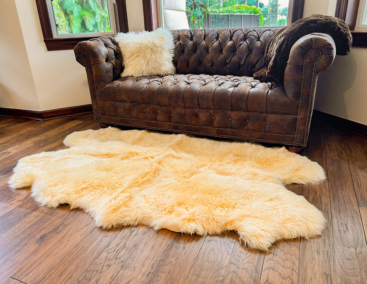 Cream New Zealand Sheepskin 4-Pelt 4' x 6' by Hudson Hides