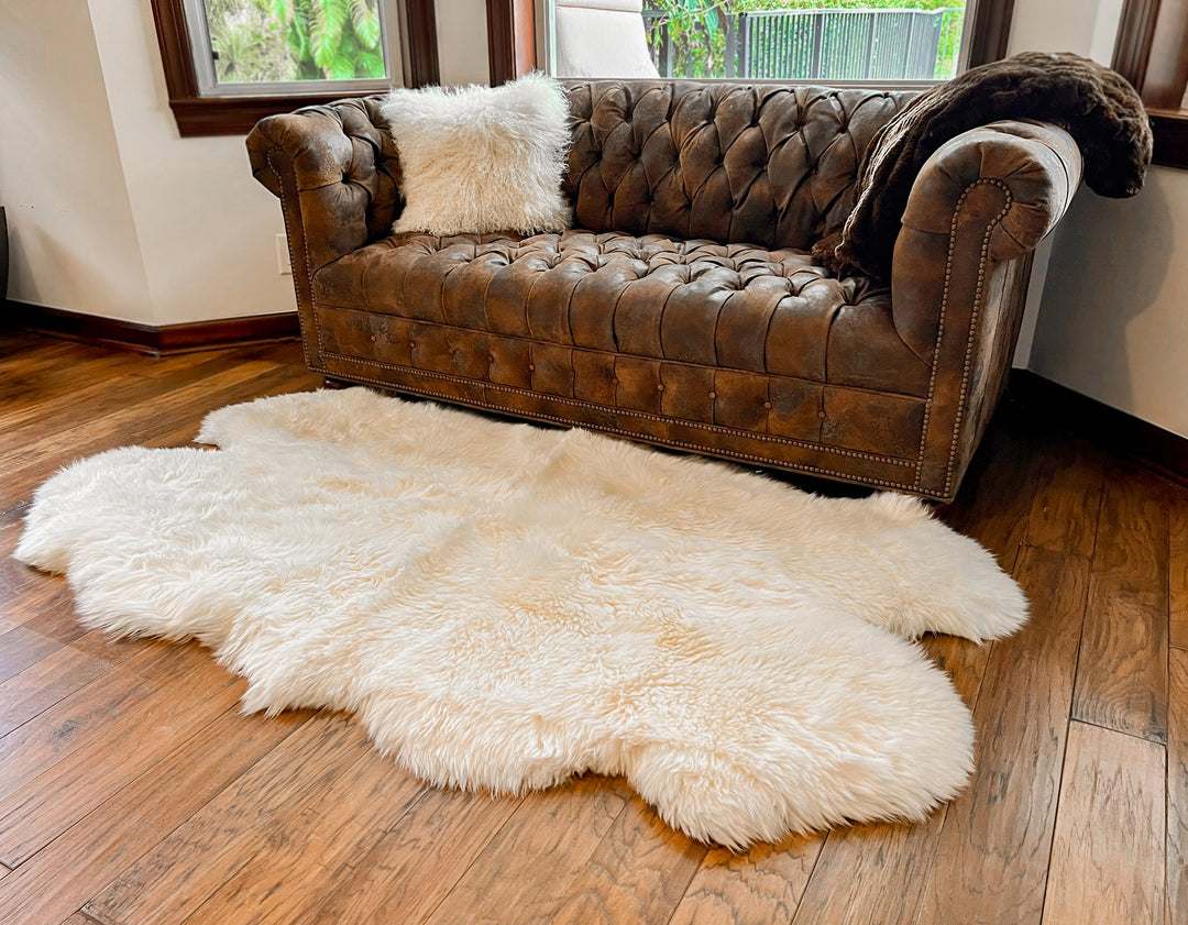 White New Zealand Sheepskin 4-Pelt 4' x 6' by Hudson Hides